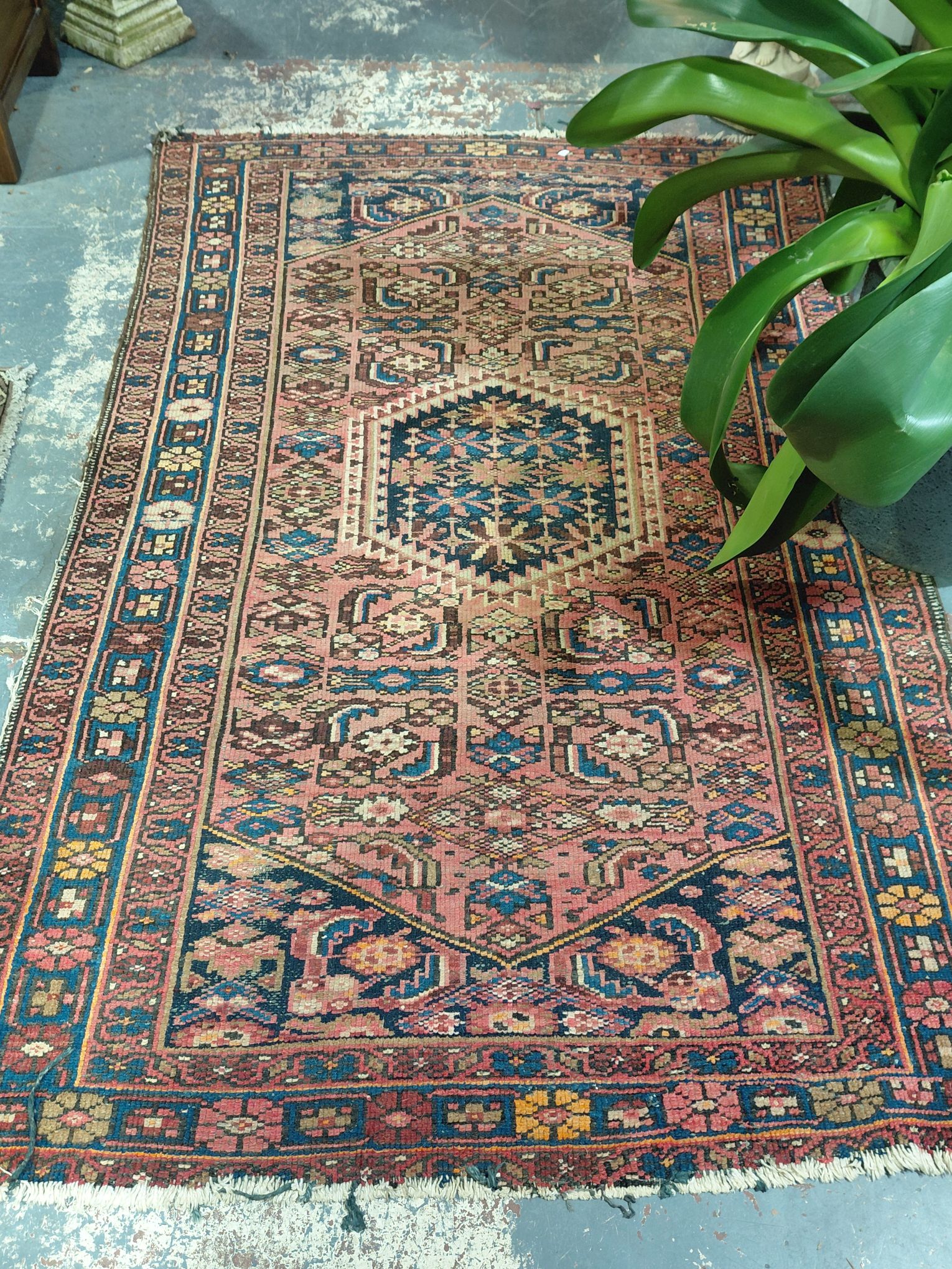 197 · PERSIAN RUG