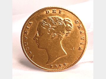 1844 VICTORIA YOUNG HEAD SHIELD GOLD HALF SOVEREIGN