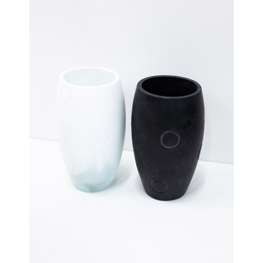 Layla Walter - A Circle Series white vase