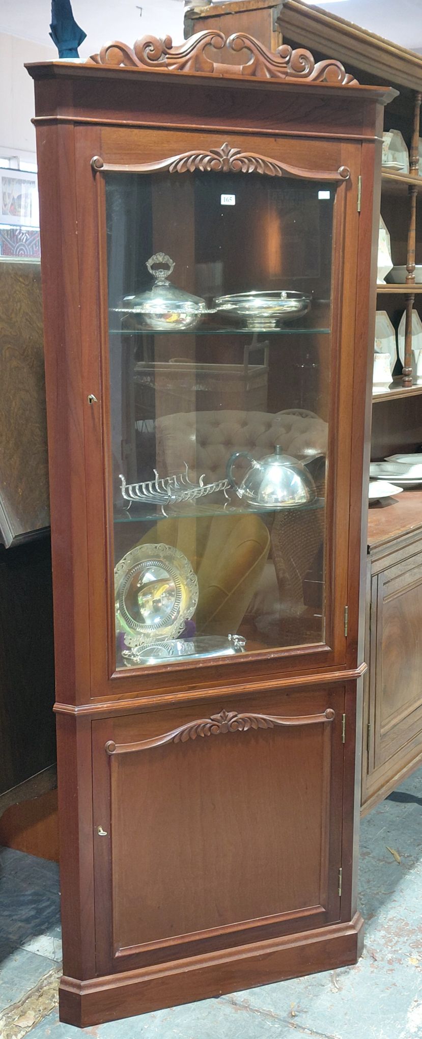 165 · CORNER CABINET