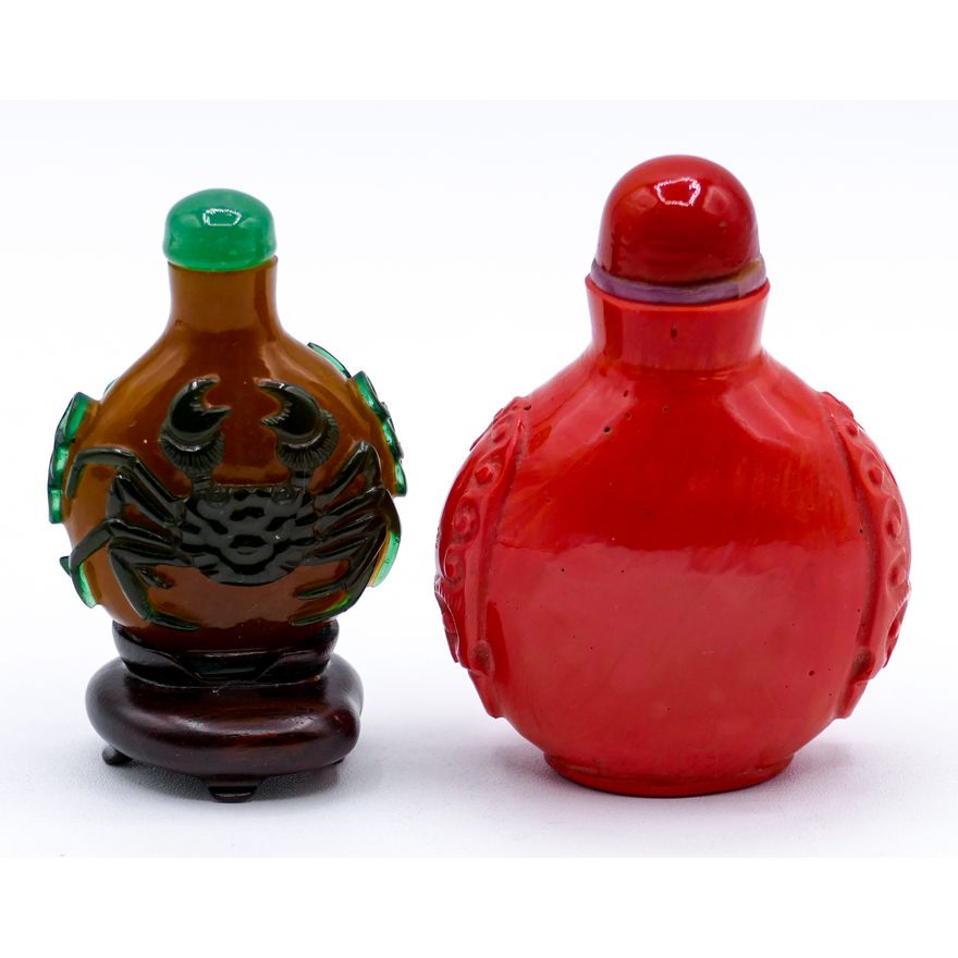 Box 2pc Chinese Peking Glass Snuff Bottles