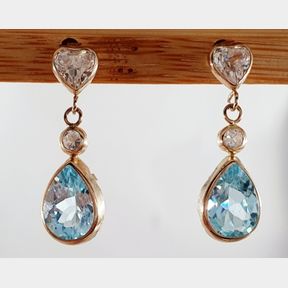 9CT YELLOW GOLD EARRINGS WITH PEAR SHAPED BLUE TOPAZ AND CUBICS - 51929/1321
