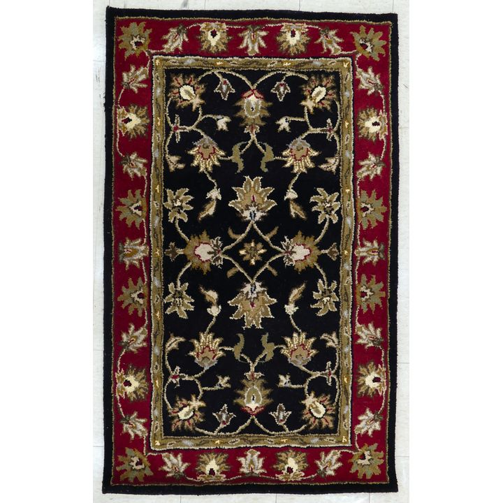 Black & Red Floral Pull Rug 5' x 3'