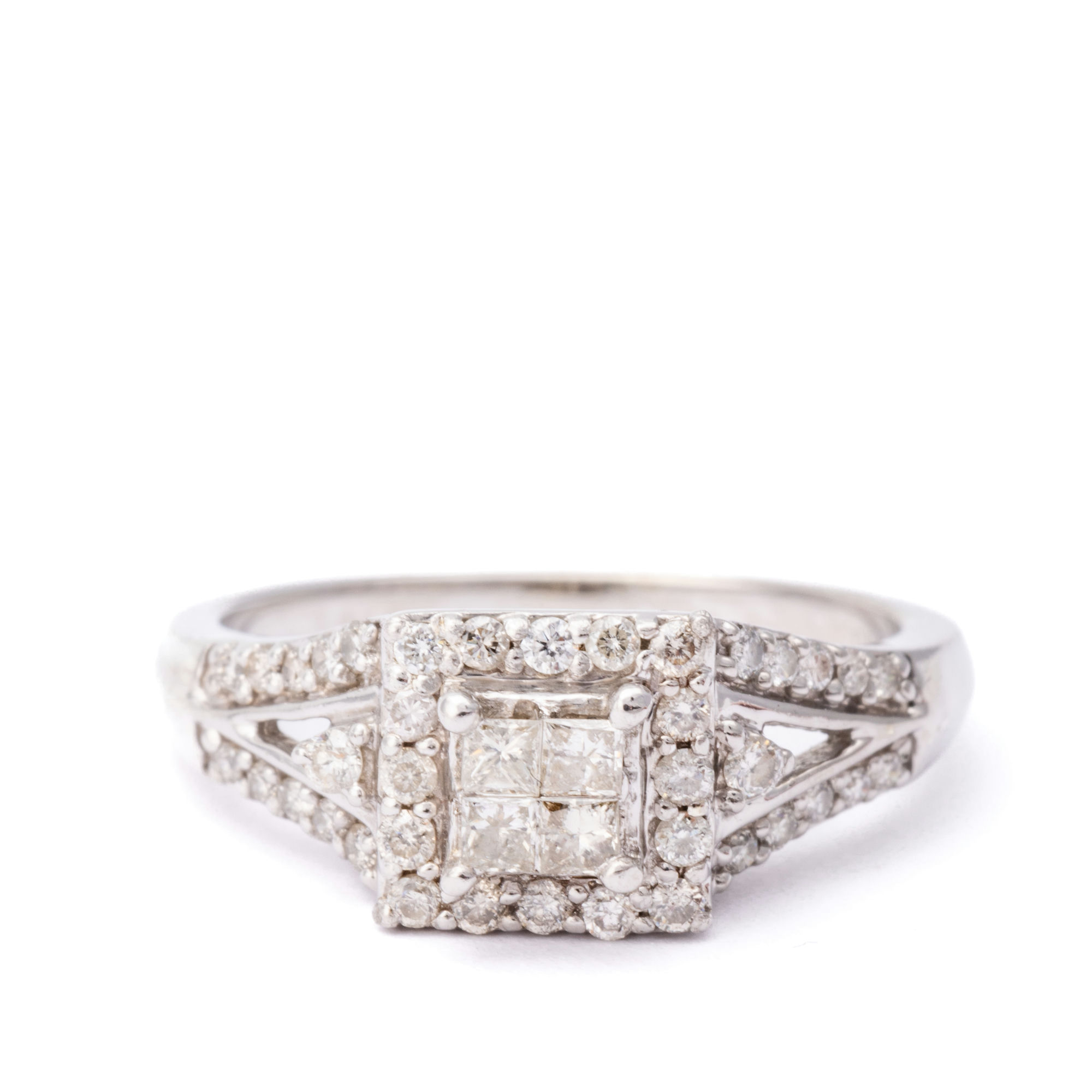Diamond Ring 9ct Gold,