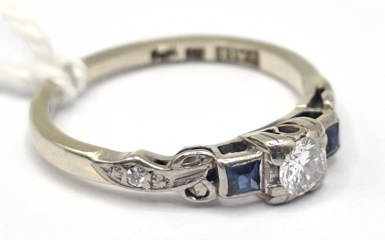18ct Gold Sapphire And Diamond Ring