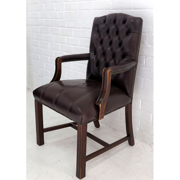 LEATHER UPHOLSTERED OPEN ARMCHAIR