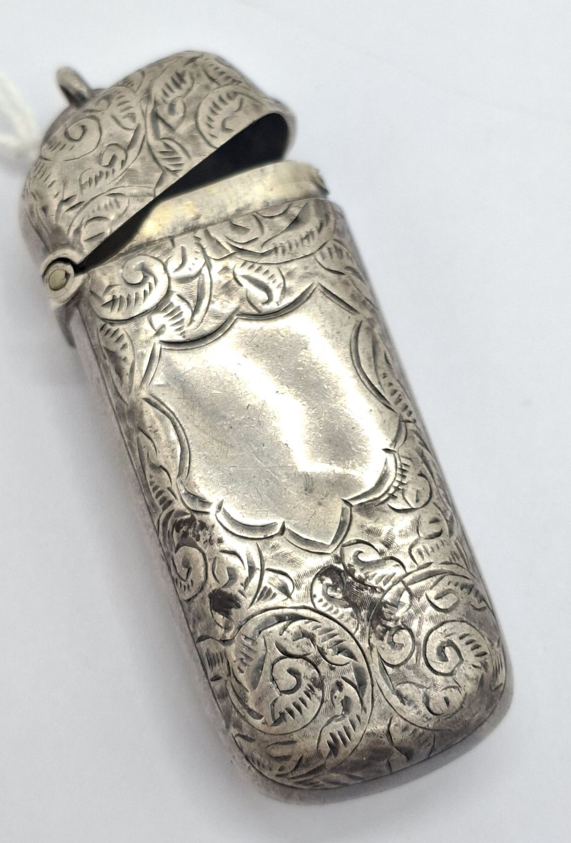 141 · EDWARDIAN SILVER MATCH CASE