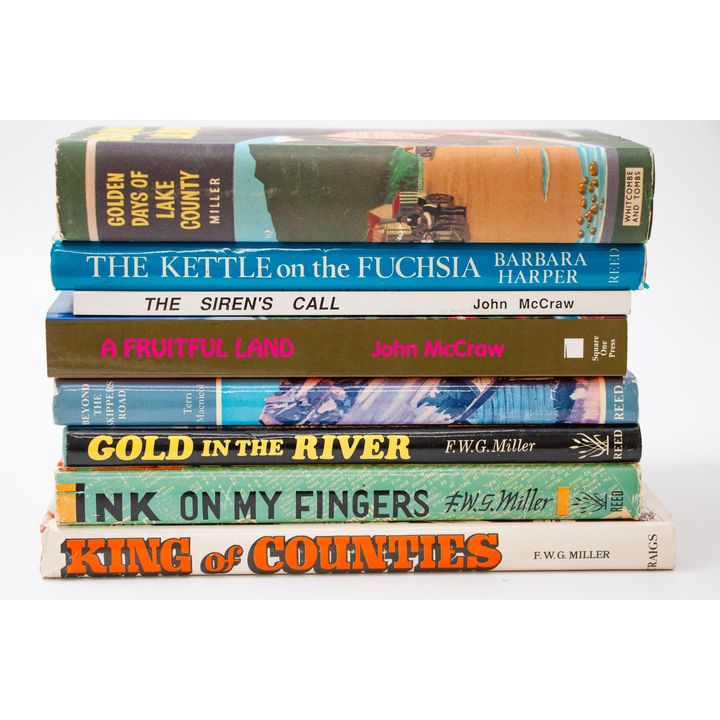 SOUTHLAND & OTAGO HISTORIES  [12 titles]