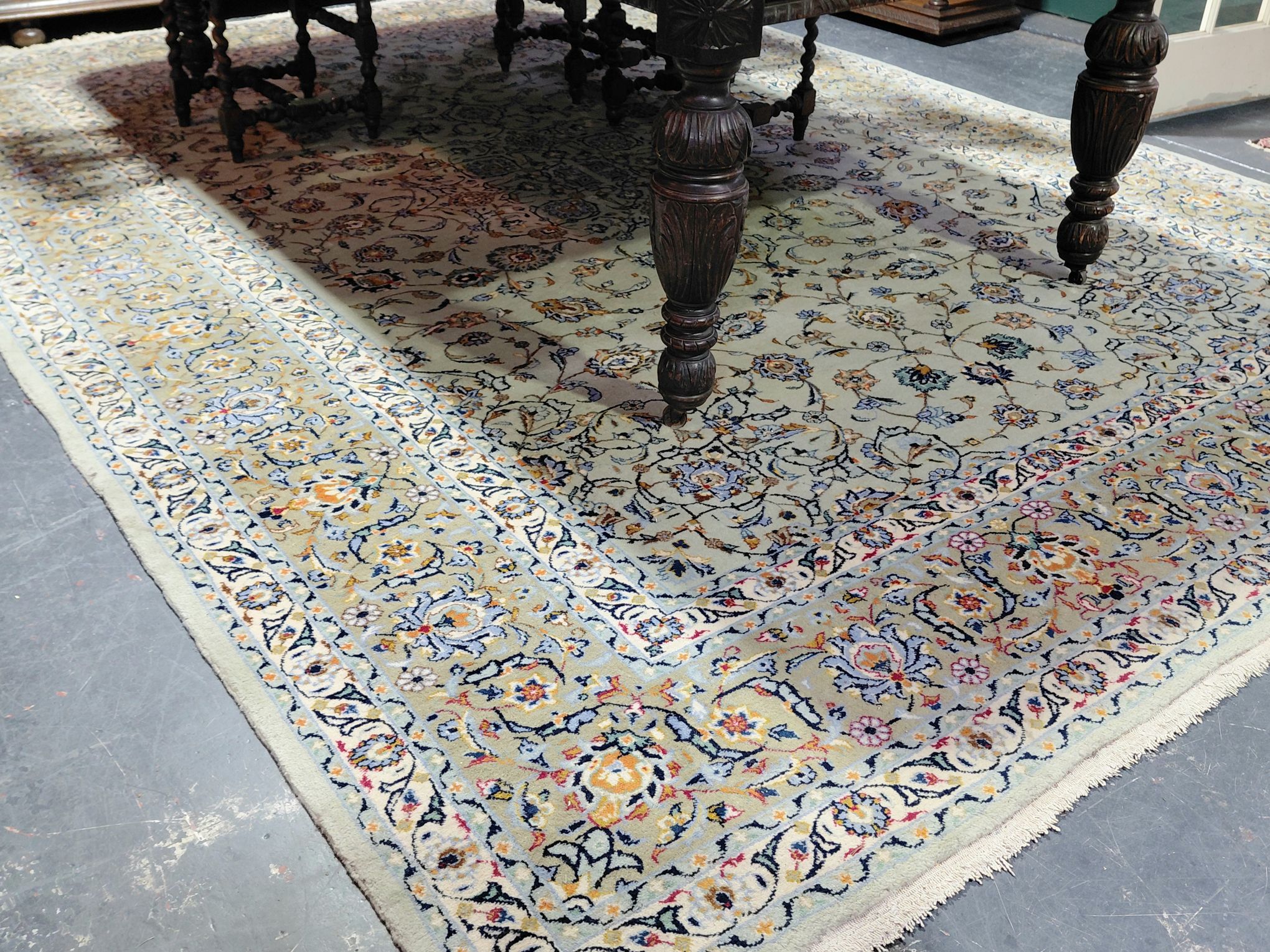 652 · PERSIAN KASHAN RUG