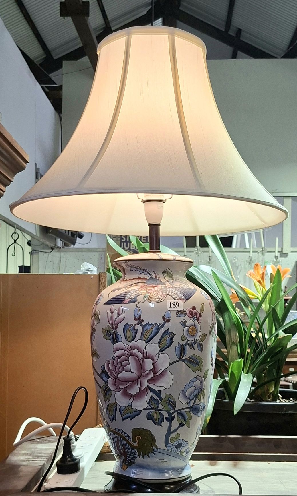 Valentino Lamp
