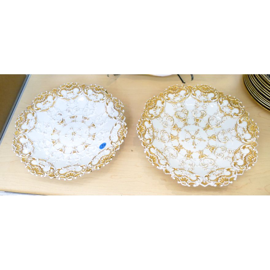 Pair Antique Meissen Gilt Porcelain Cabinet Plates 10''