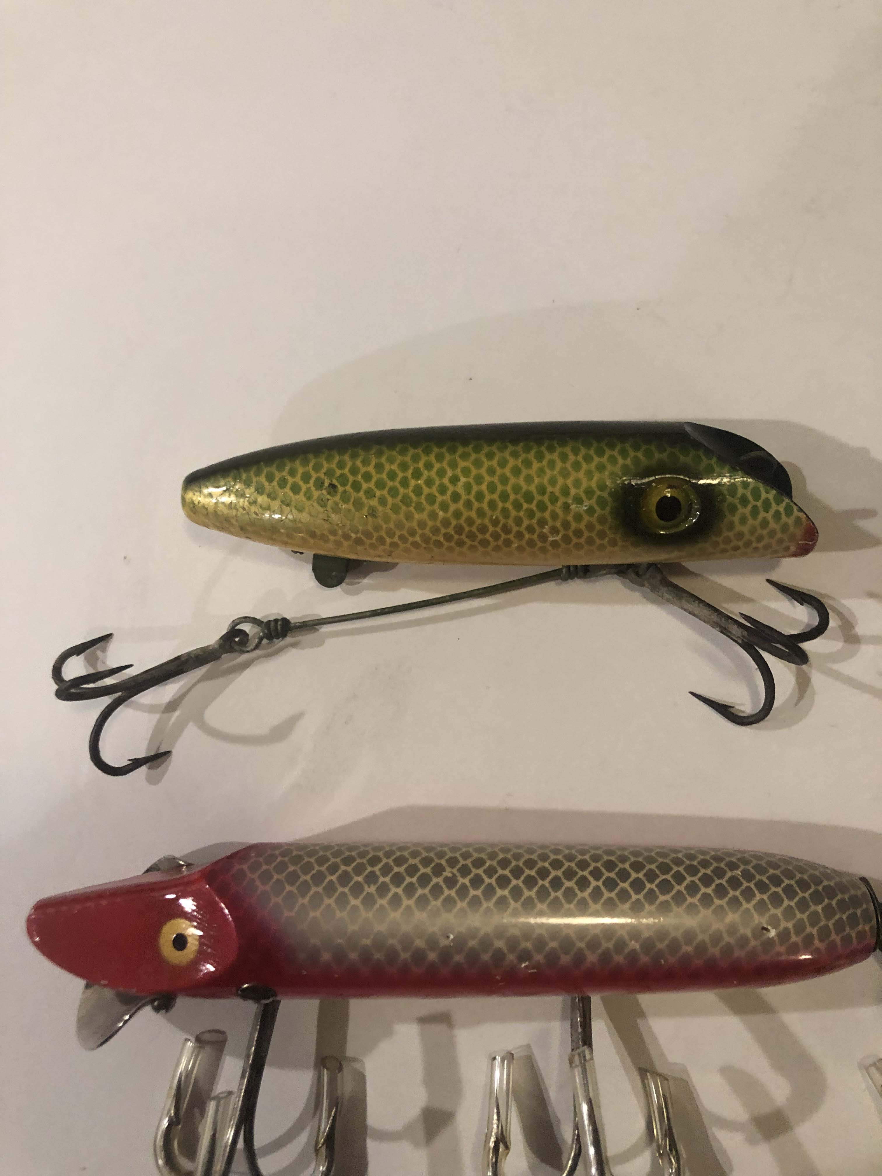 SELECT PAIR OF EARLY HEDDON AND SOUTH BEND LURES