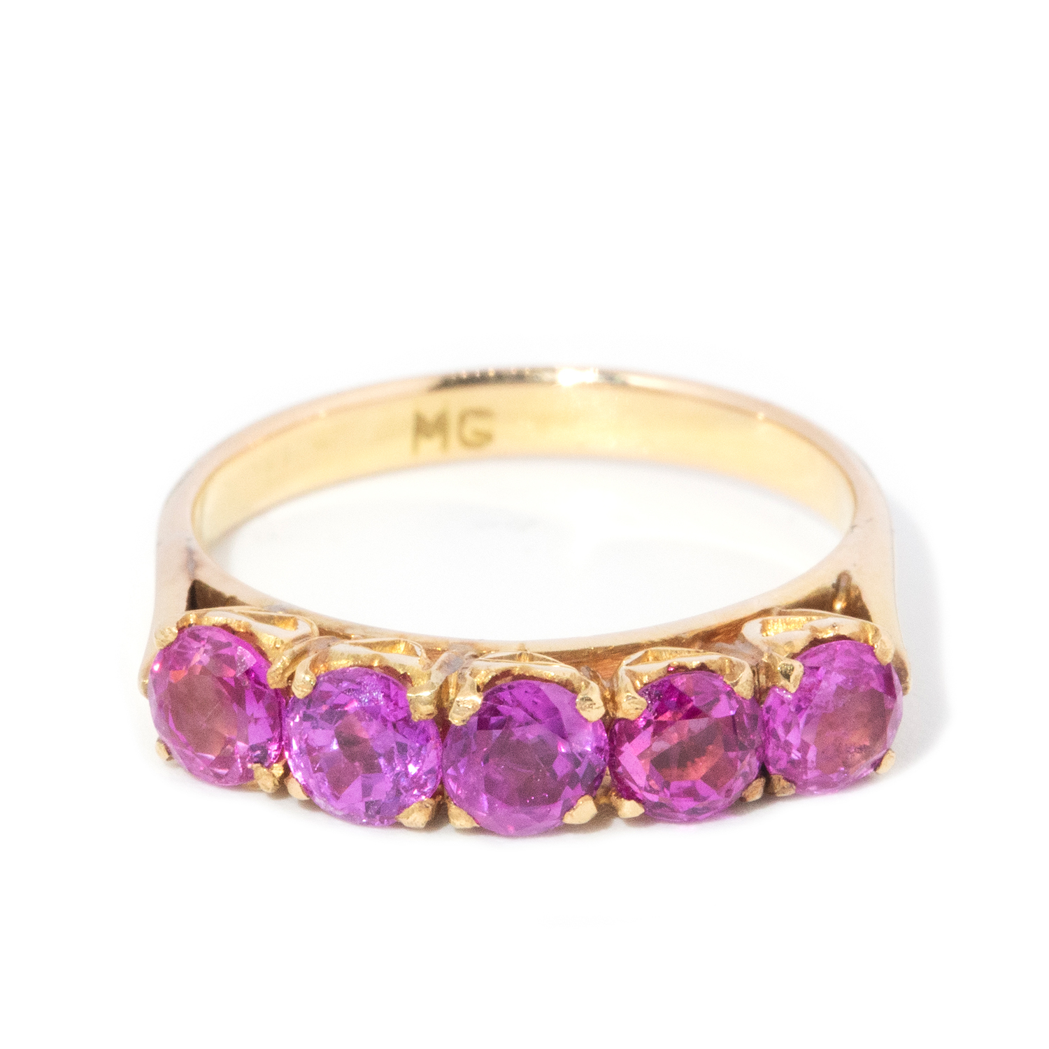 14 carat gold pink sapphire ring