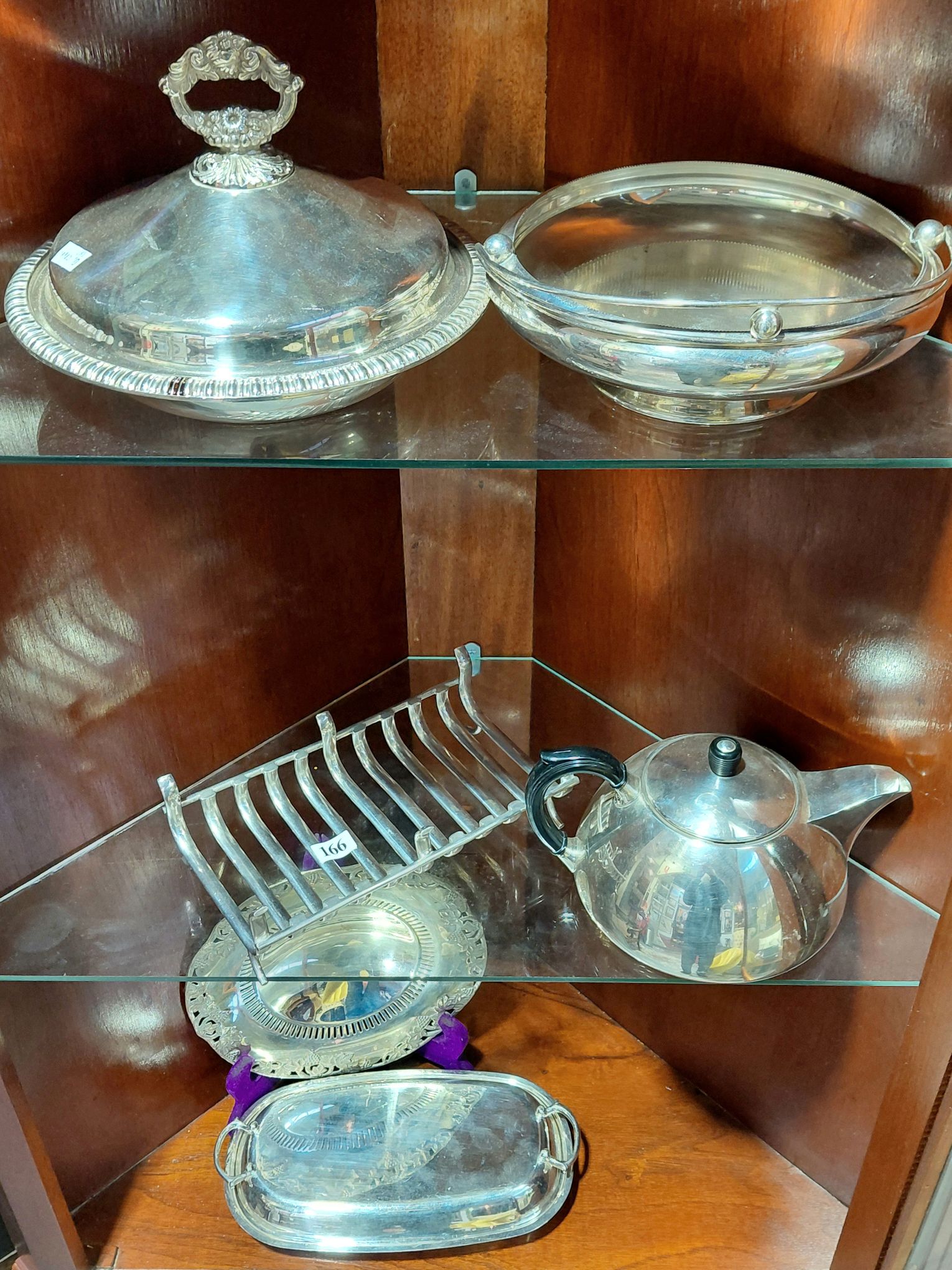 166 · SILVERPLATED TUREEN AND MODERN STYLE TEAPOT