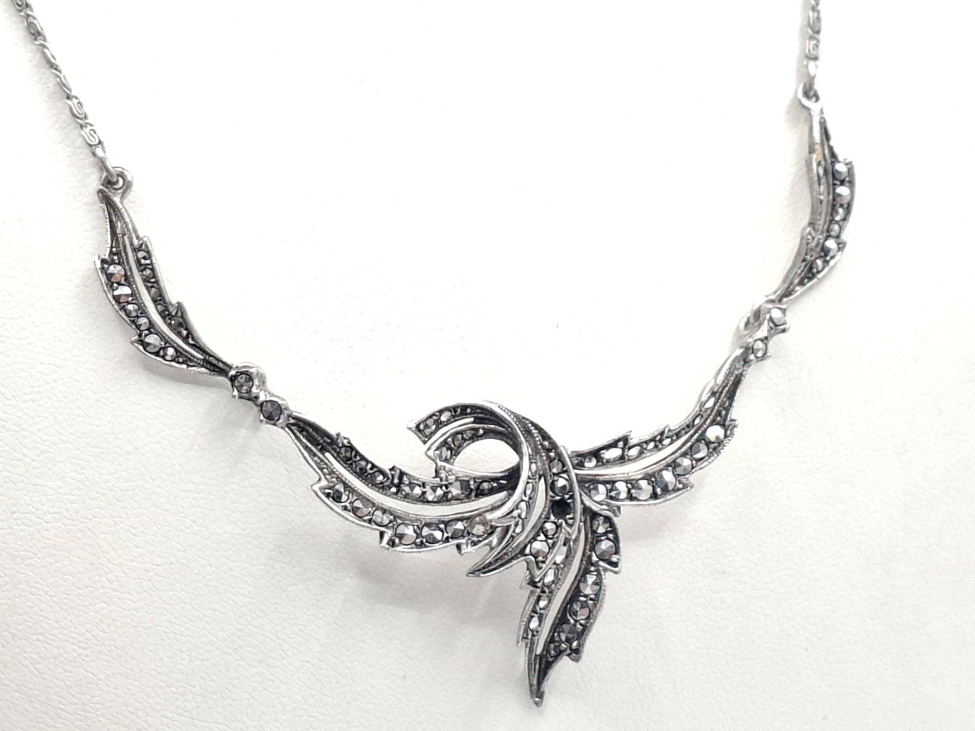 1131 · ART DECO SILVER MARCASITE NECKLACE