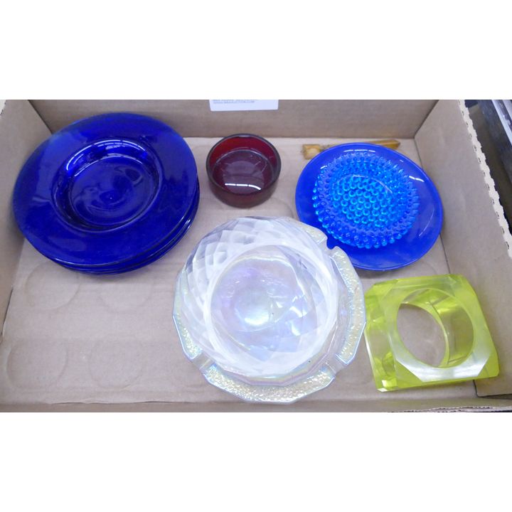 Box 11pc Colored Glass