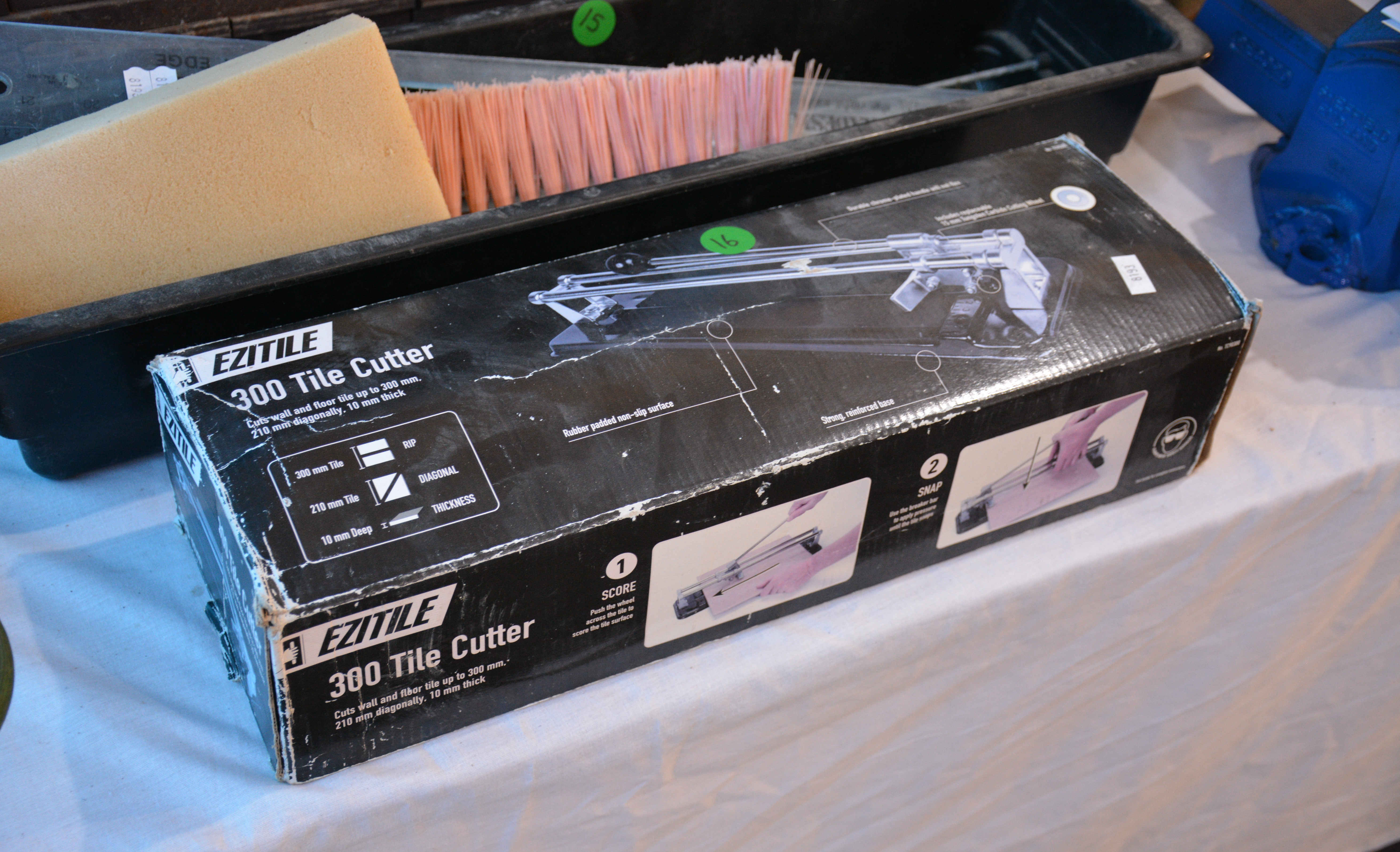 Ezitile 300mm Tile Cutter — sold at auction in New Zealand for $5
