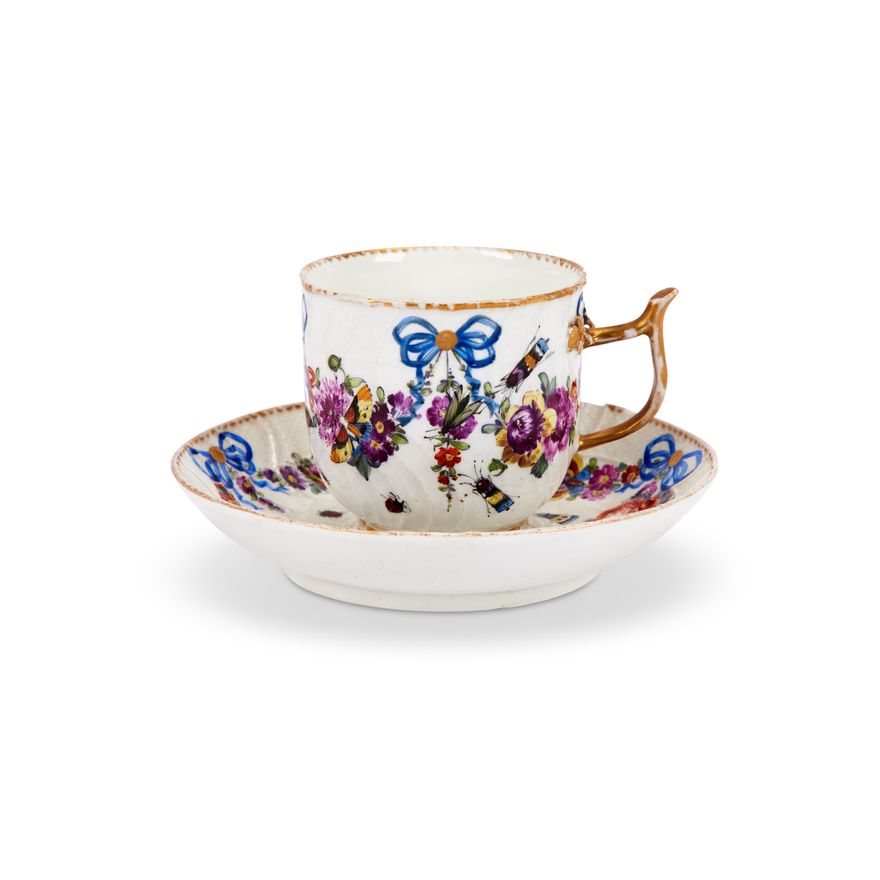 An 18th century Meissen cup & saucer