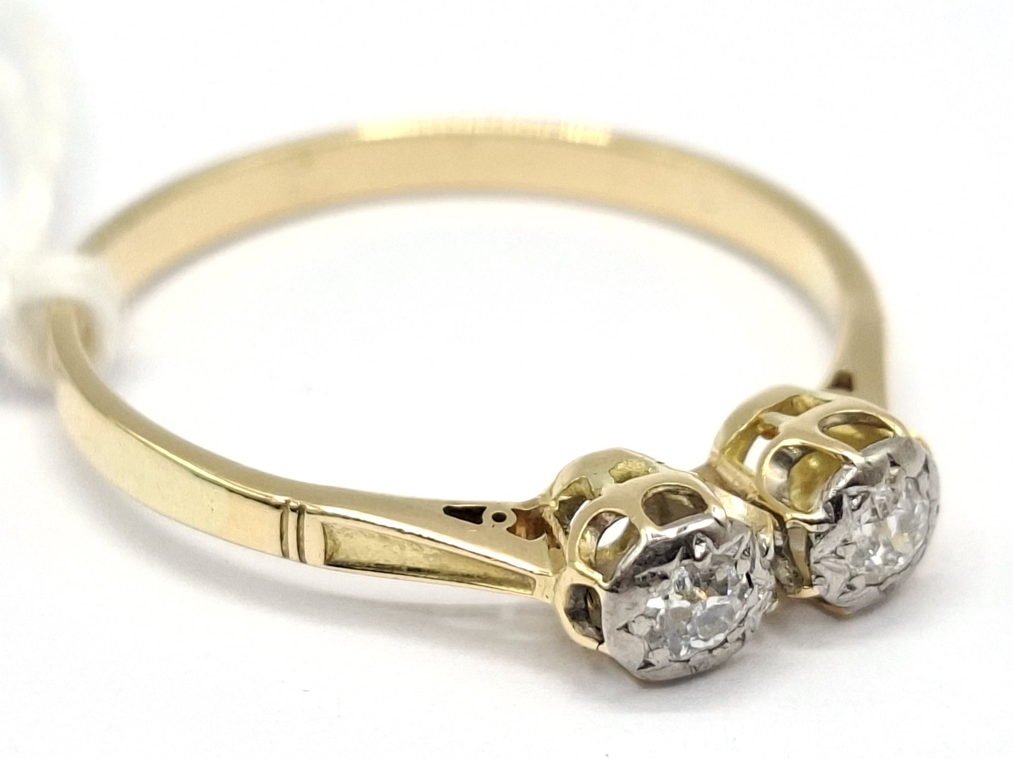 18ct Gold Diamond Ring