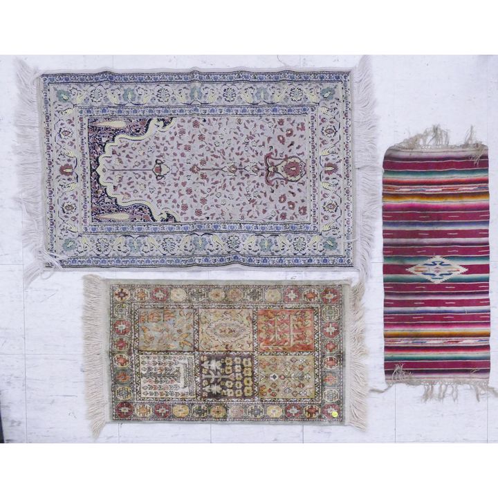 Box Vintage Rug Mats