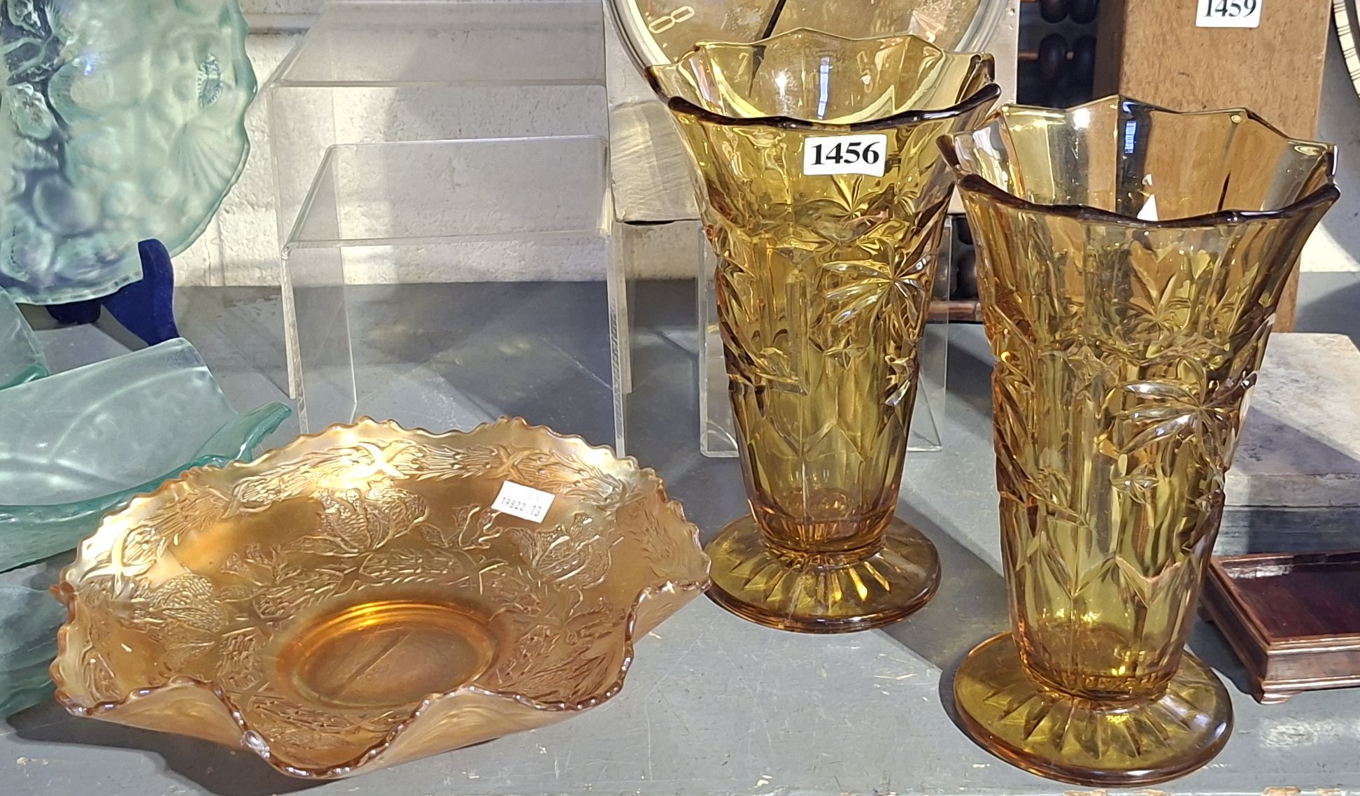 Carnival And Art Deco Glassware