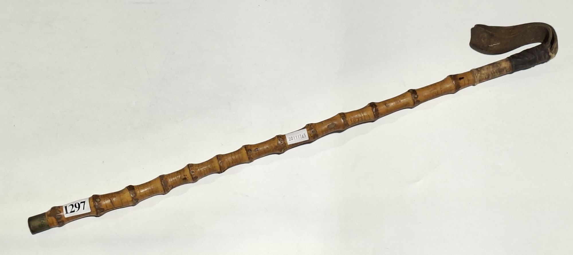ANTIQUE BAMBOO RIDING CROP