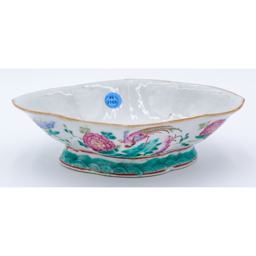 Old Chinese Porcelain Enameled Quatrefoil Bowl 9''