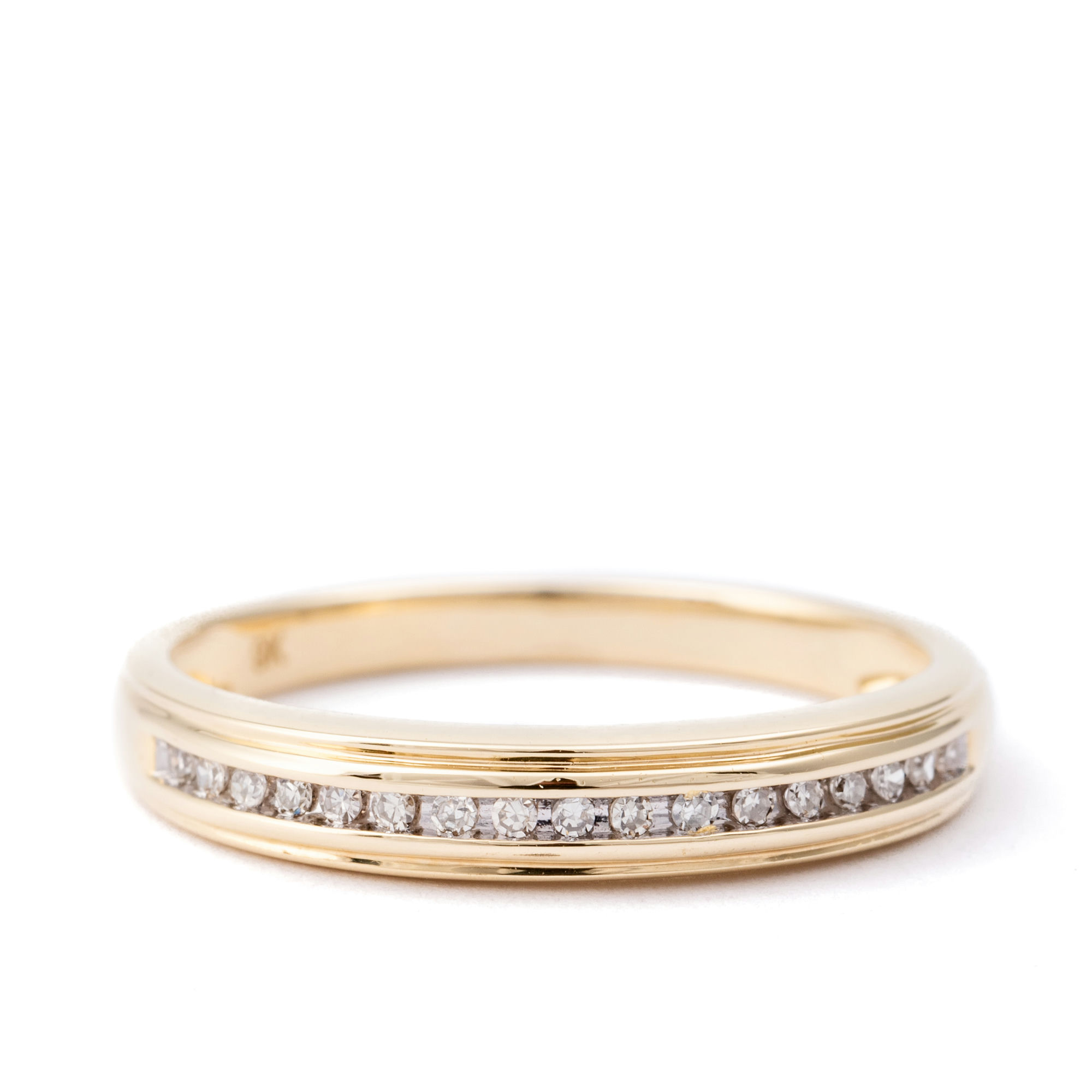 Diamond Ring 9ct Gold,