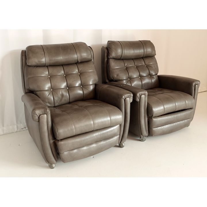 PAIR OF RECLINERS