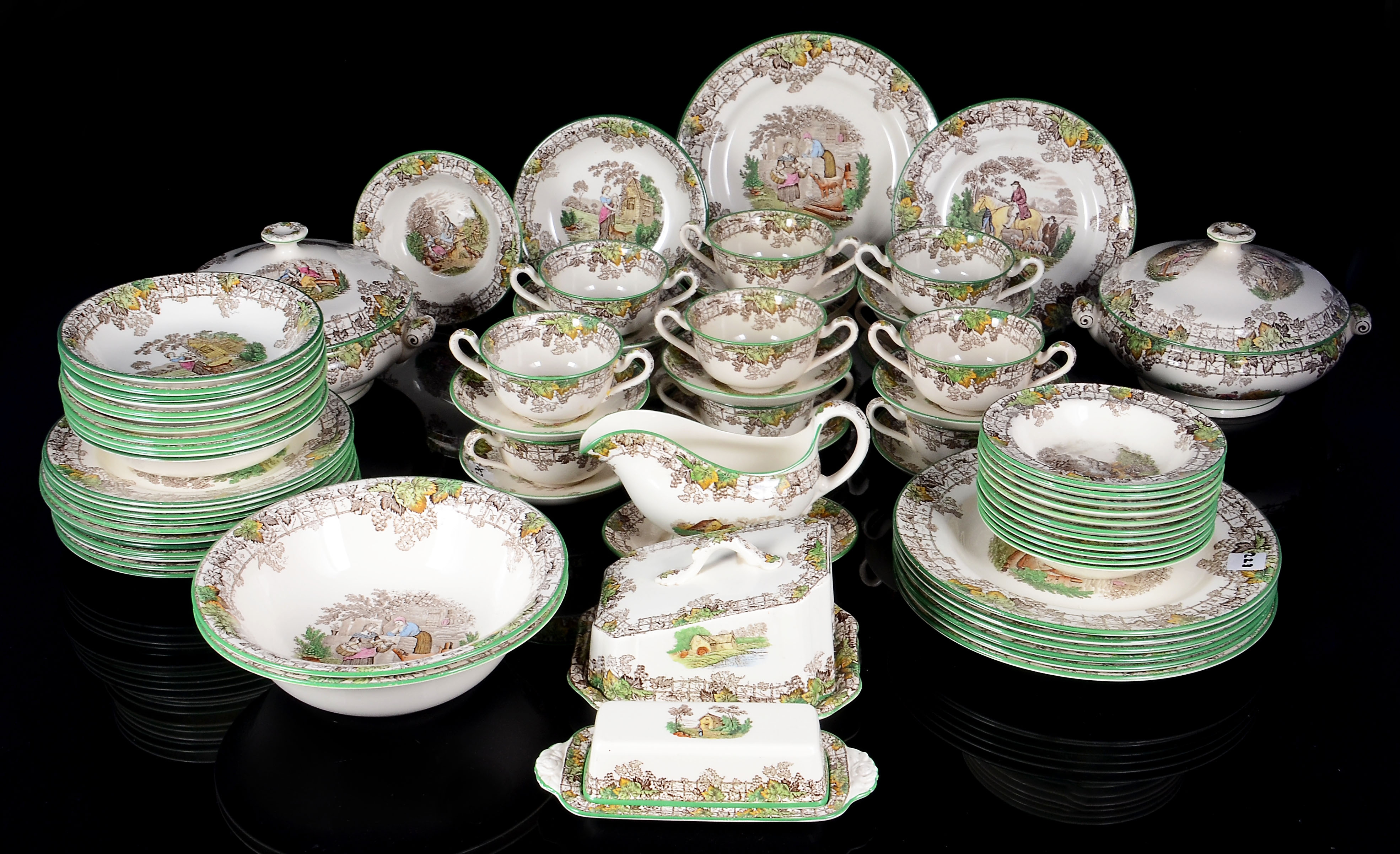 Copeland Spode 'Spode's Byron' dinner set comprising eight meat