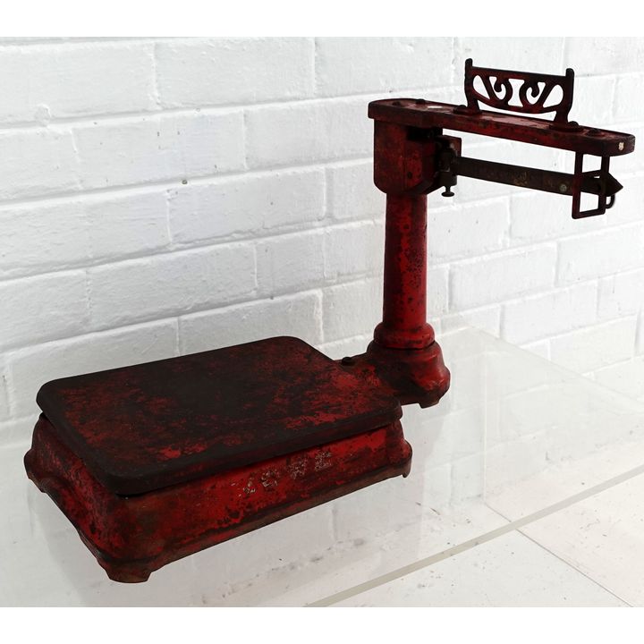 HEAVY VINTAGE STEEL SCALE