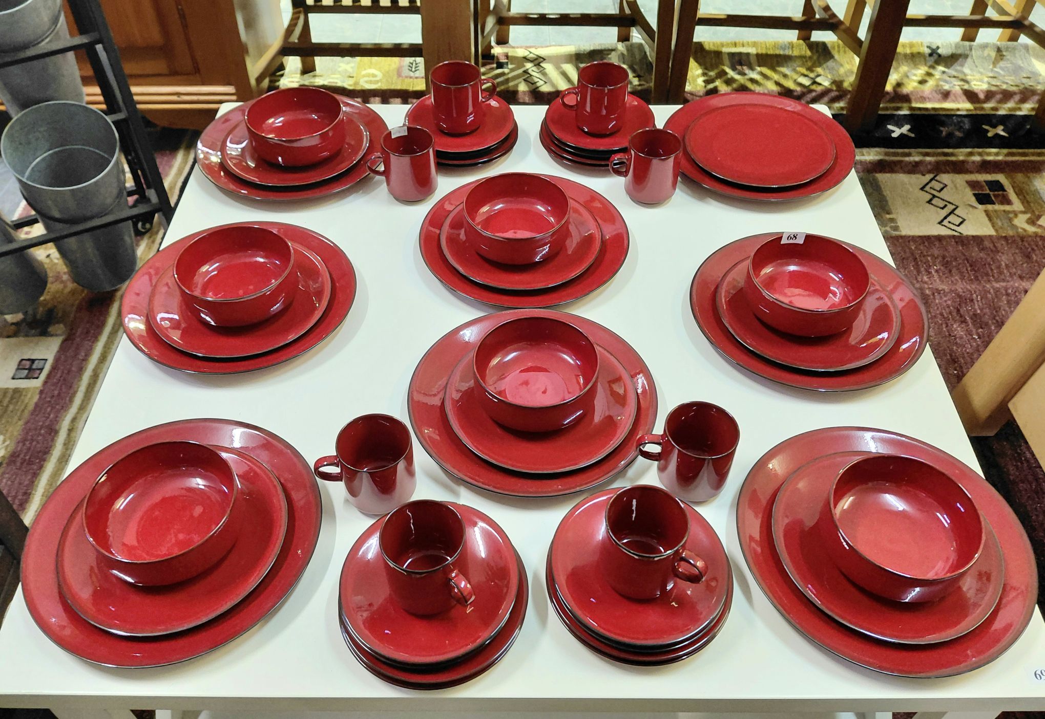 68 · VILLEROY AND BOCH 'GRANADA' TABLEWARE