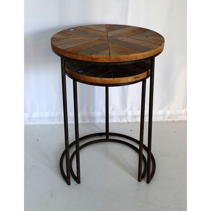 NEST OF 2 SIDE TABLES