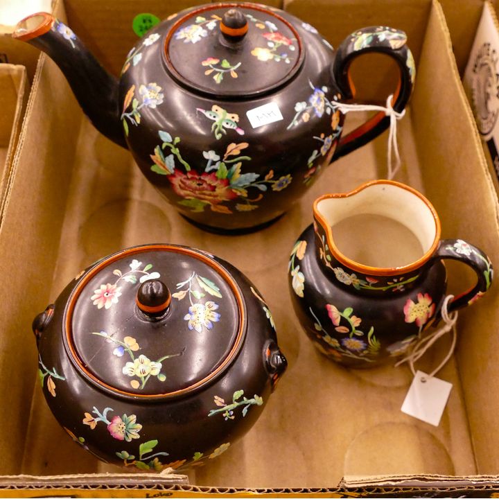 Box Antique Davenport Chintz Porcelain Tea Set- damaged (#68)