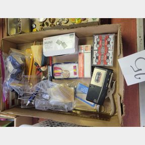 Mini Recorder, Small Clips and Other Office Supplies