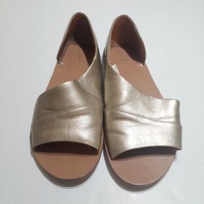 UNIVERSAL THREAD- SIDE PEEP, WOMEN'S FLAT SANDALS SHOES SZ 7