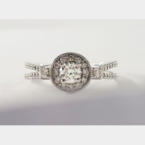 10CTWHITE GOLD WEDDING RING WITH 0.270CT COLOUR L CLARITY VVS2 CENTRE & 0.250CT SMALLS - 51929/3436