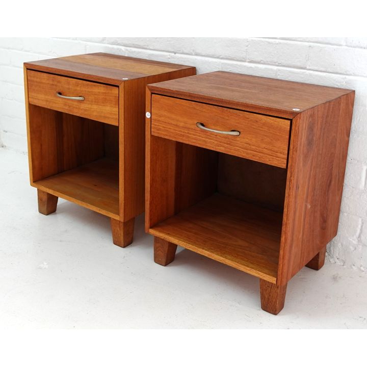 PAIR OF PEDESTALS