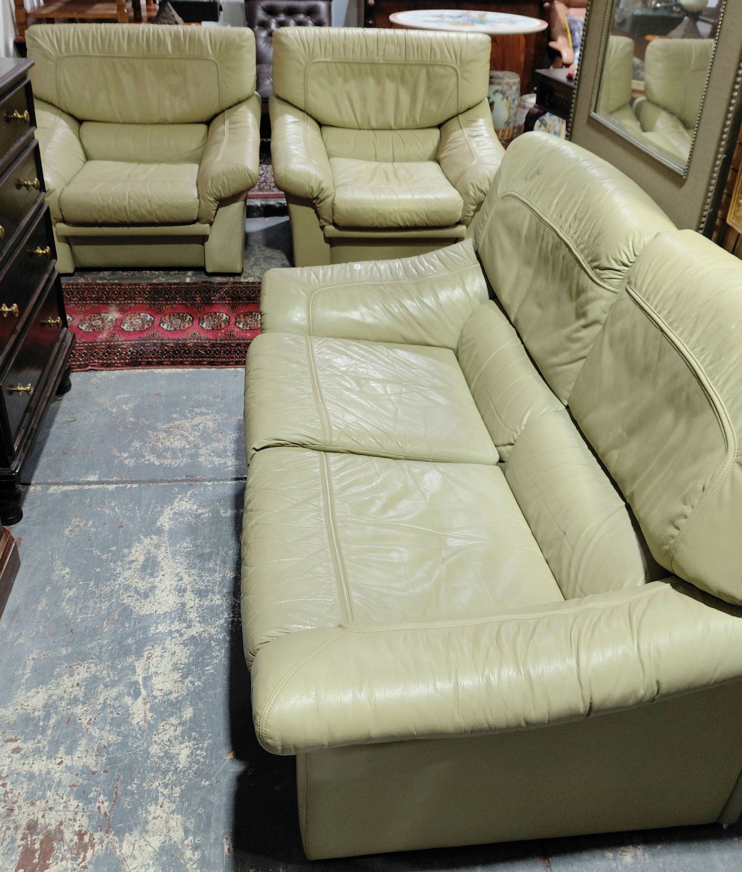 224 · MORAN LOUNGE SUITE