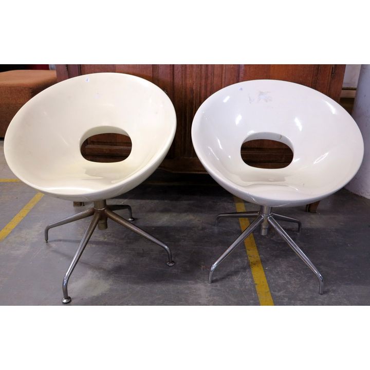 PAIR OF RETRO CHAIRS,