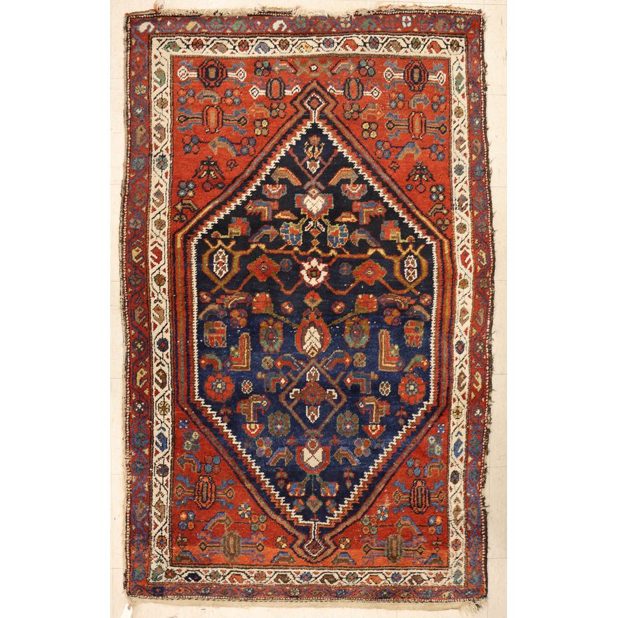 Antique Oriental Medallion Rug 4'x6'6'' - Scattered wear