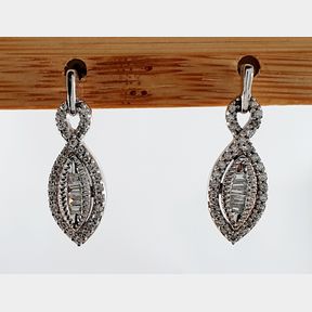9CT WHITE GOLD DESIGNER EARRINGS WITH EST 0 360CT DIAMONDS - 51929/1339