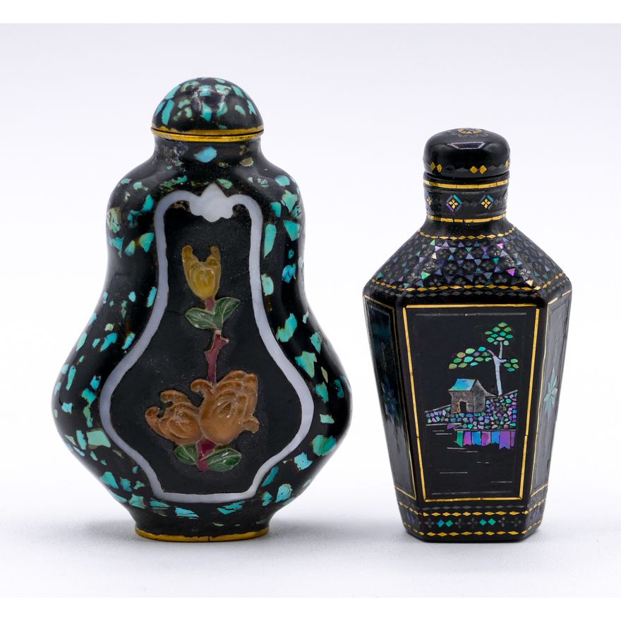 Box 2pc Chinese Lac Burgautte Snuff Bottle etc.