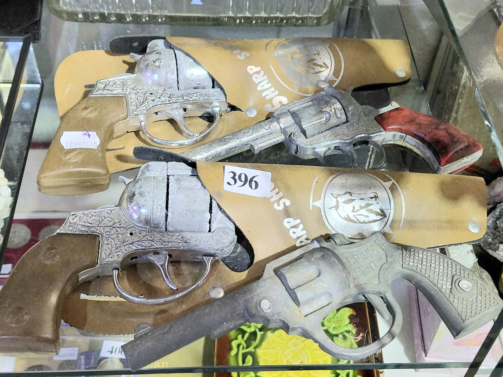 396 · VINTAGE COWBOY CAP GUNS