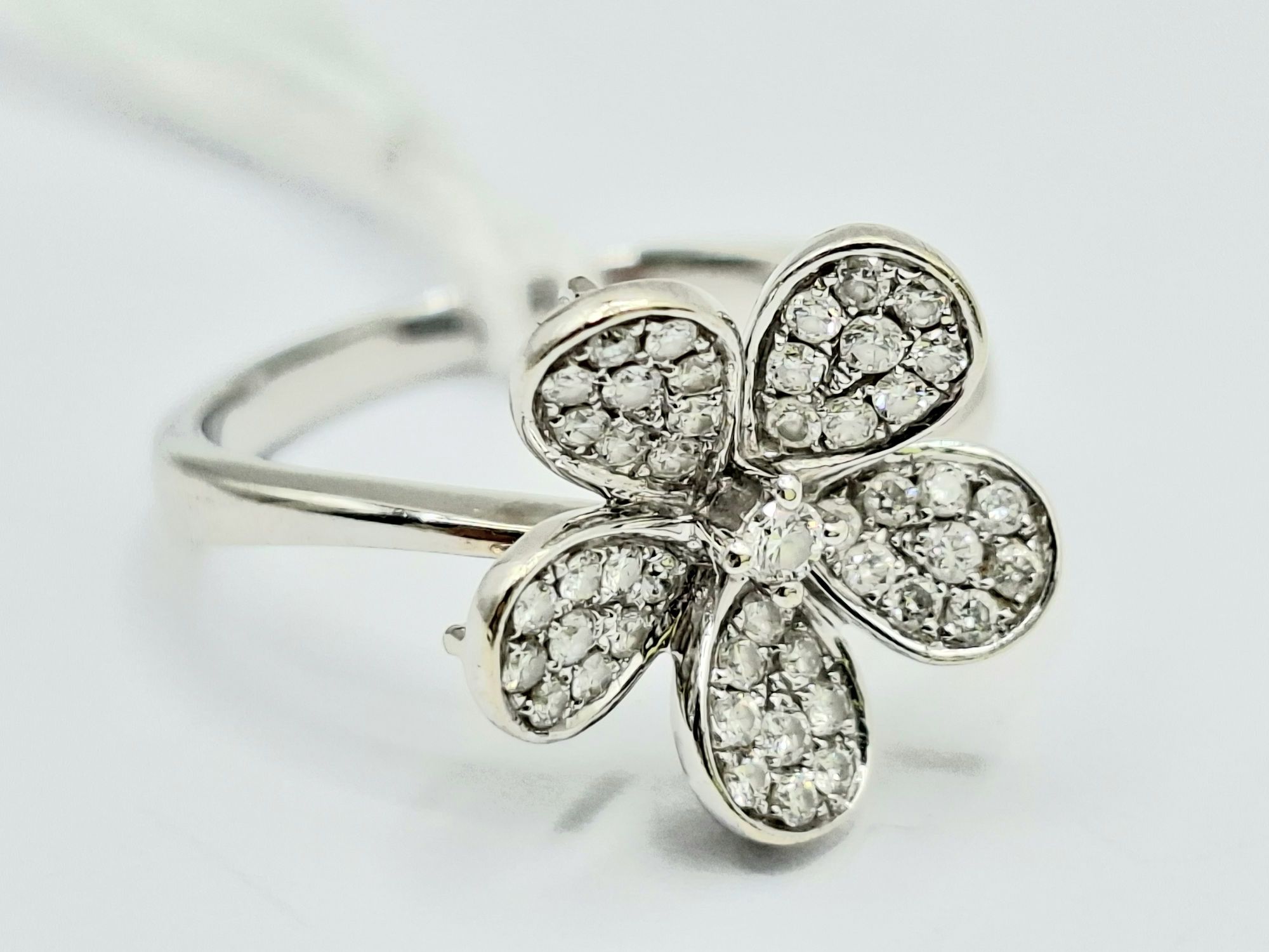 14ct Gold Diamond Ring