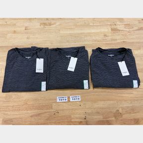 (3) MEN'S PINSTRIPE STANDARD FITLONG SLEEVE CREW NECK BASEBALL PULLOVER T-SHIRT - GOODFELLOW & CO™ BLACK SZ MED