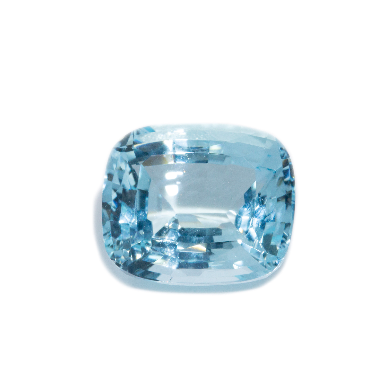 209 · 9.16ct Light Blue Aquamarine