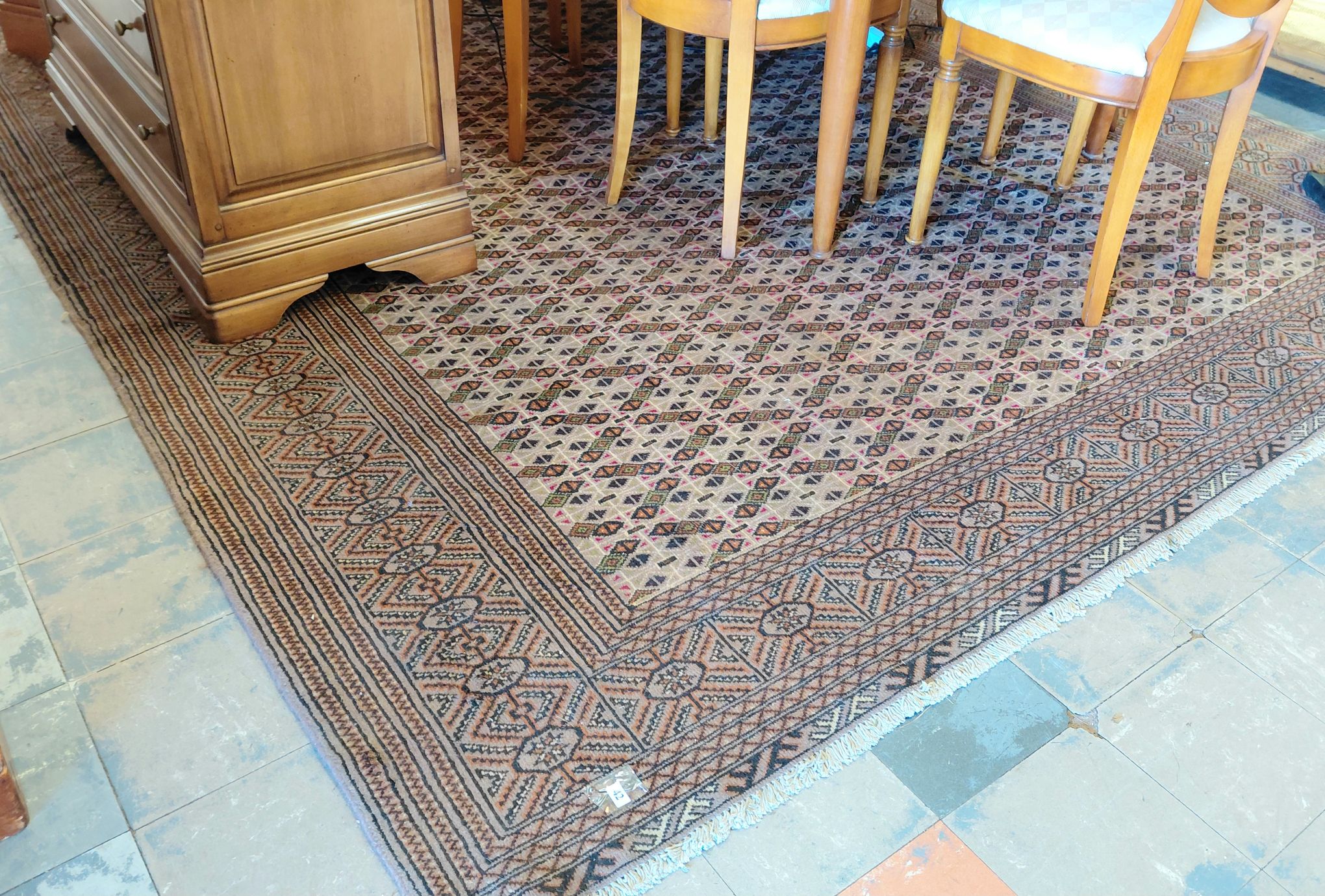 42 · PERSIAN RUG