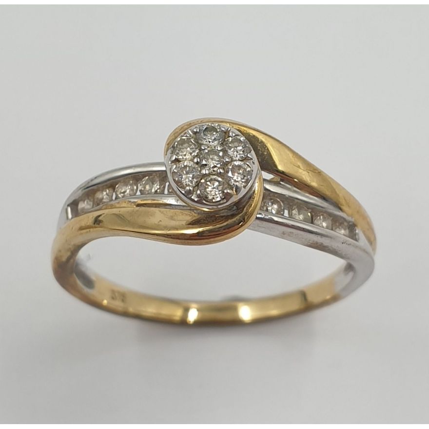 9ct Y/G Diamond Ring