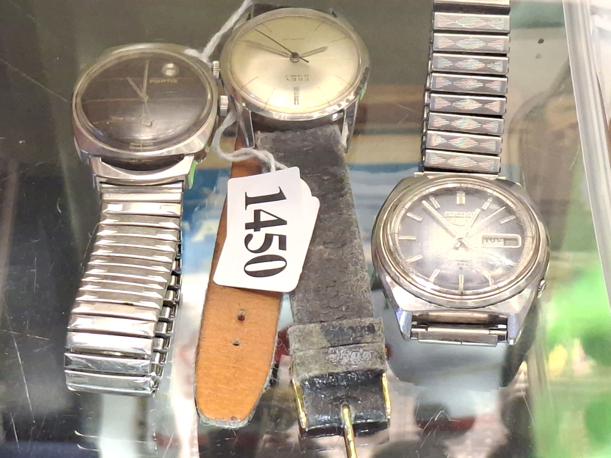 VINTAGE WRIST WATCH COLLECTION